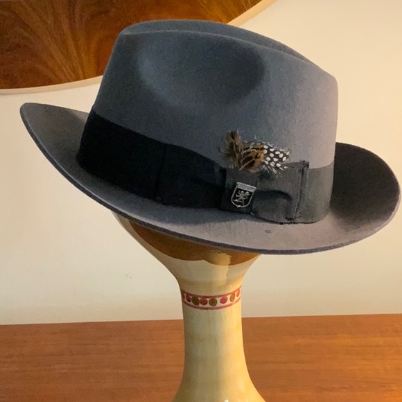 Stacy Adams- Grey 100% Wool Wide Brim Fedora-Black Ribbon- Feather and ID-XL - Picture 3 of 9